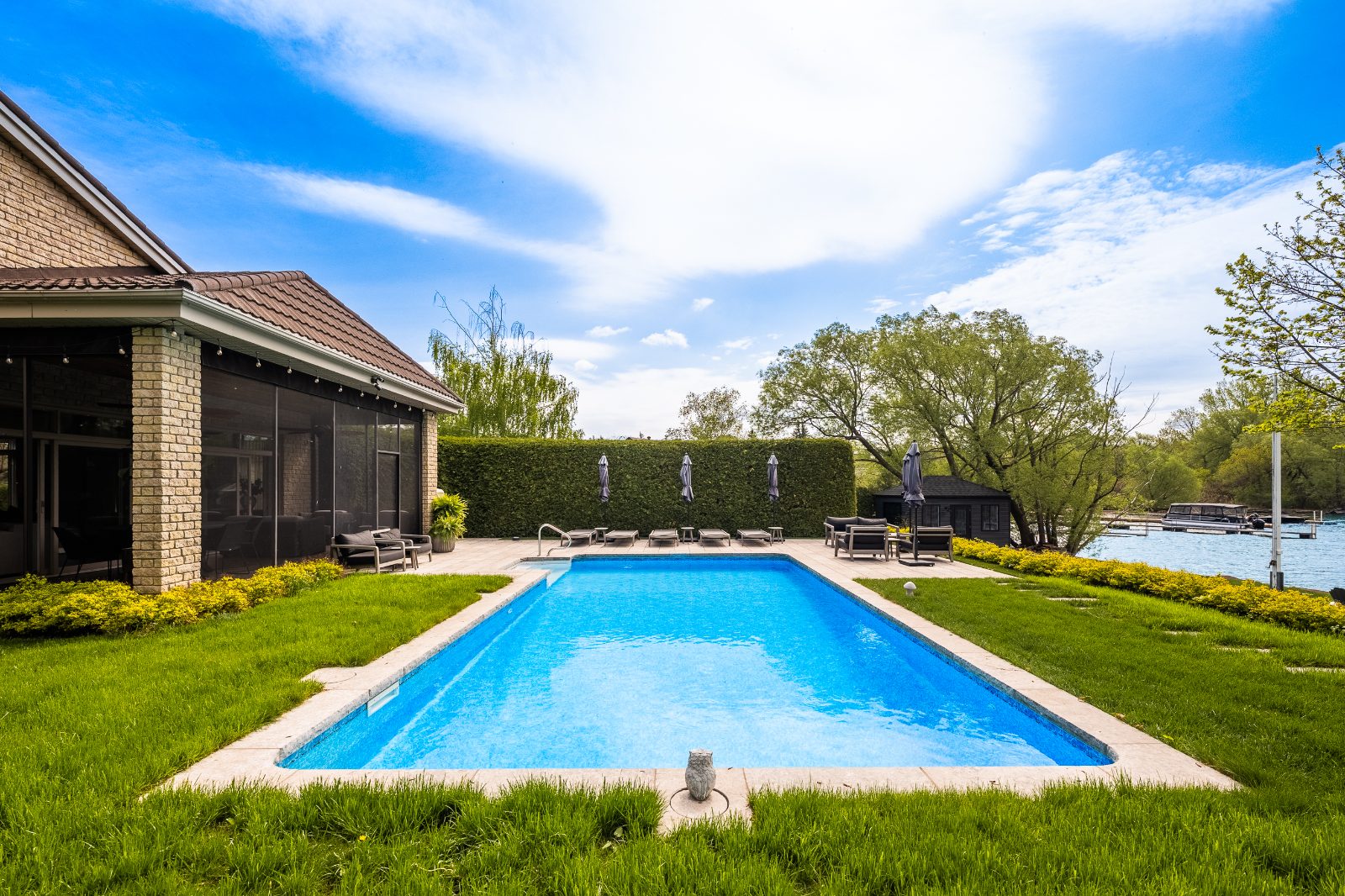 In-ground pool — 119 Av. du Manoir, Léry
