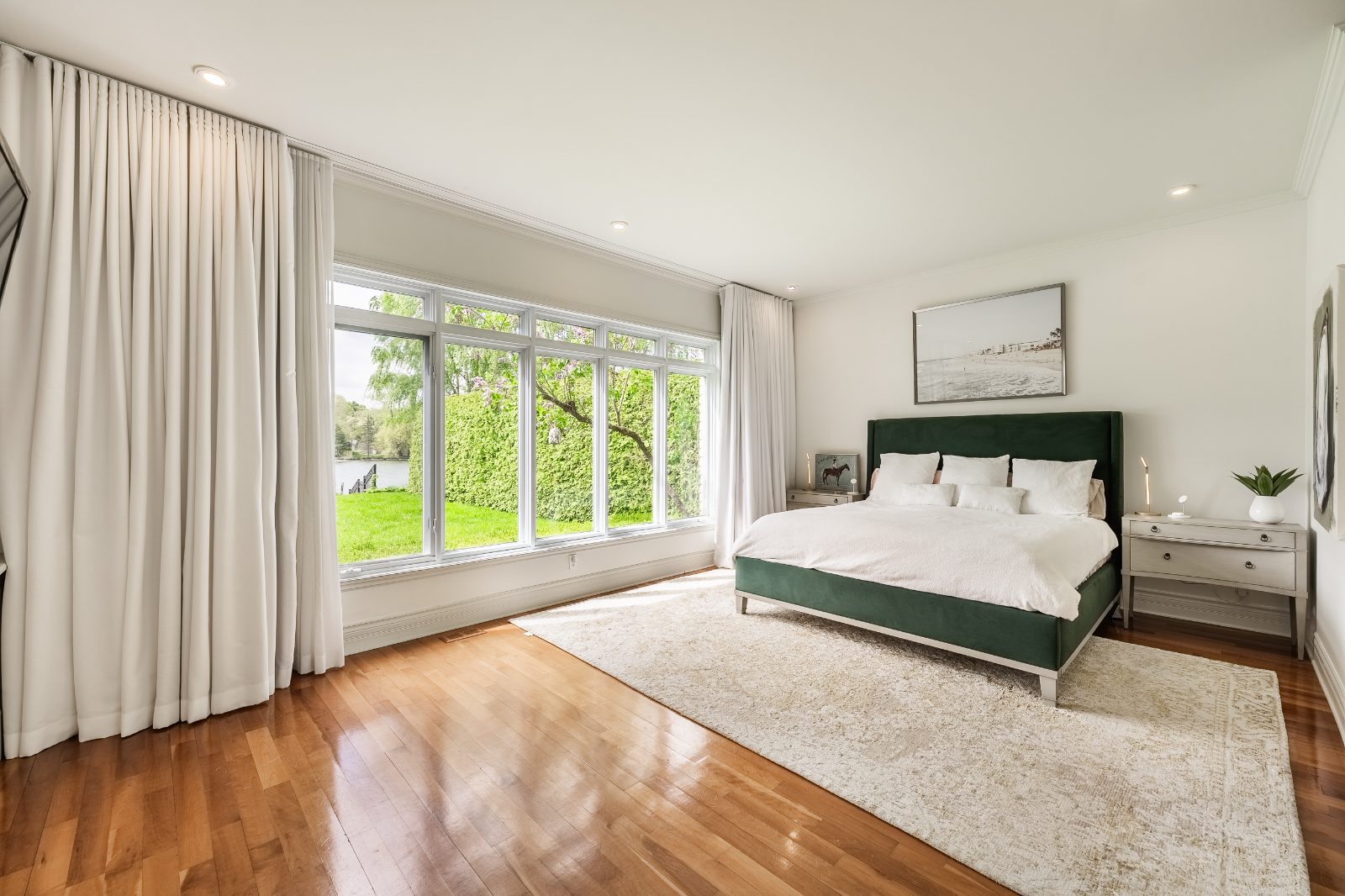 Primary bedroom — 119 Av. du Manoir, Léry