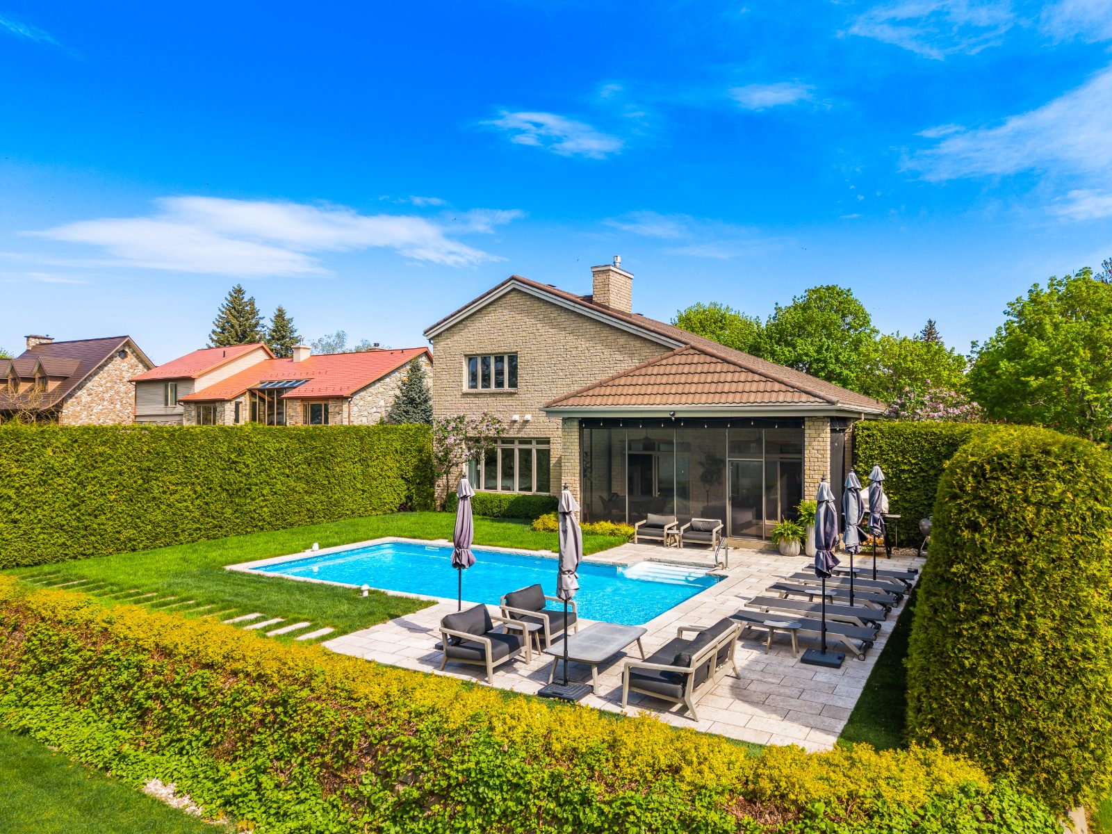 Backyard — 119 Av. du Manoir, Léry